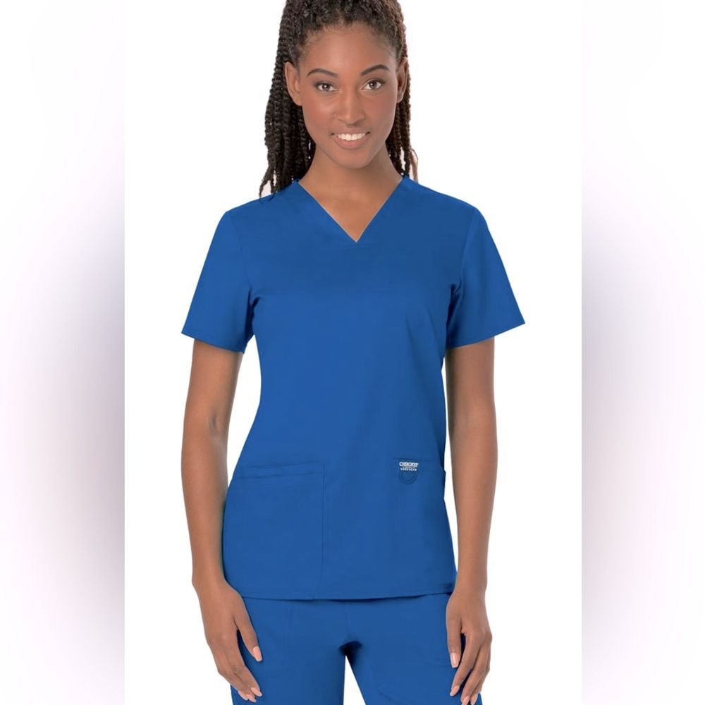 NWT V-Neck Scrubs for Workwear Revolution, Soft Stretch, Easy Care, Blue, Large